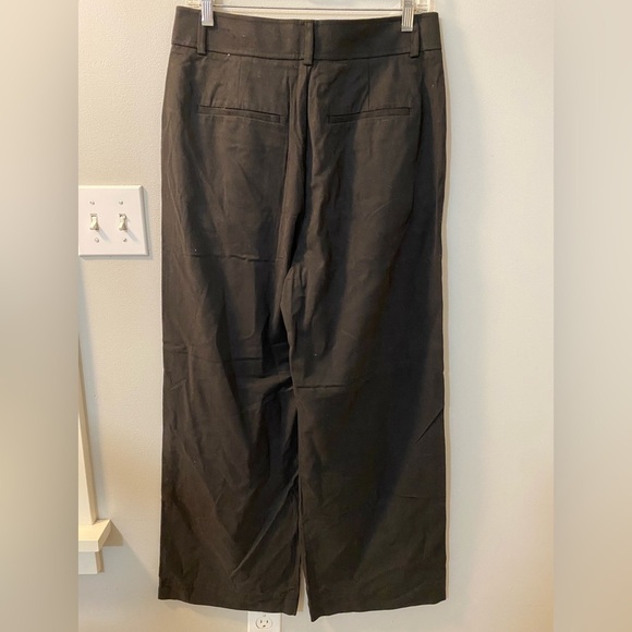Everlane The Way High Drape Pant. Black, 12 short, high rise, wide leg, pleats. - Picture 5 of 10